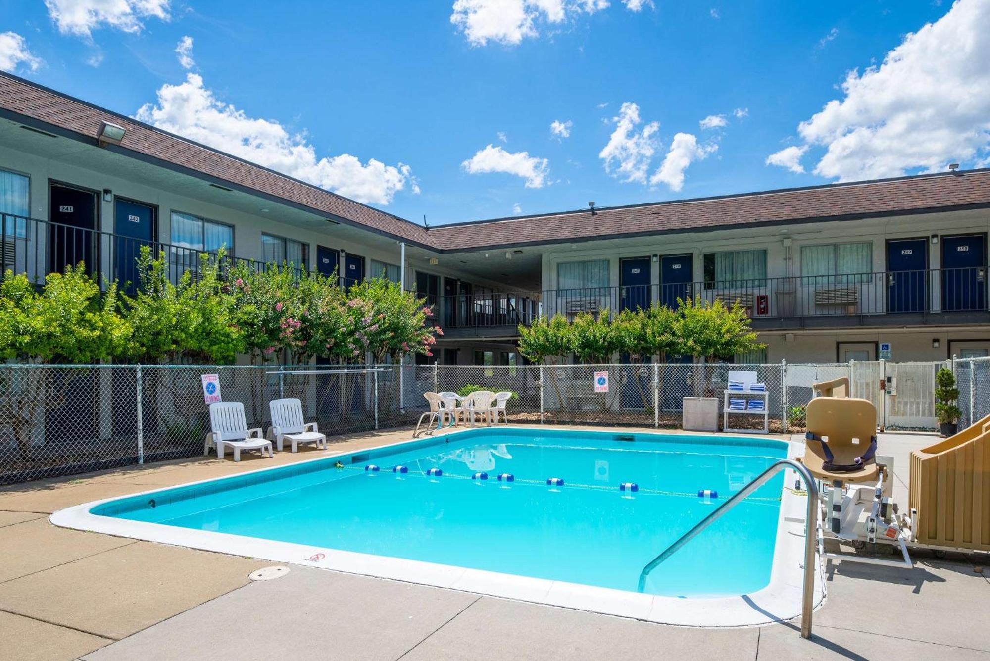 Motel 6-Sandston, Va - Richmond, Va Eksteriør bilde