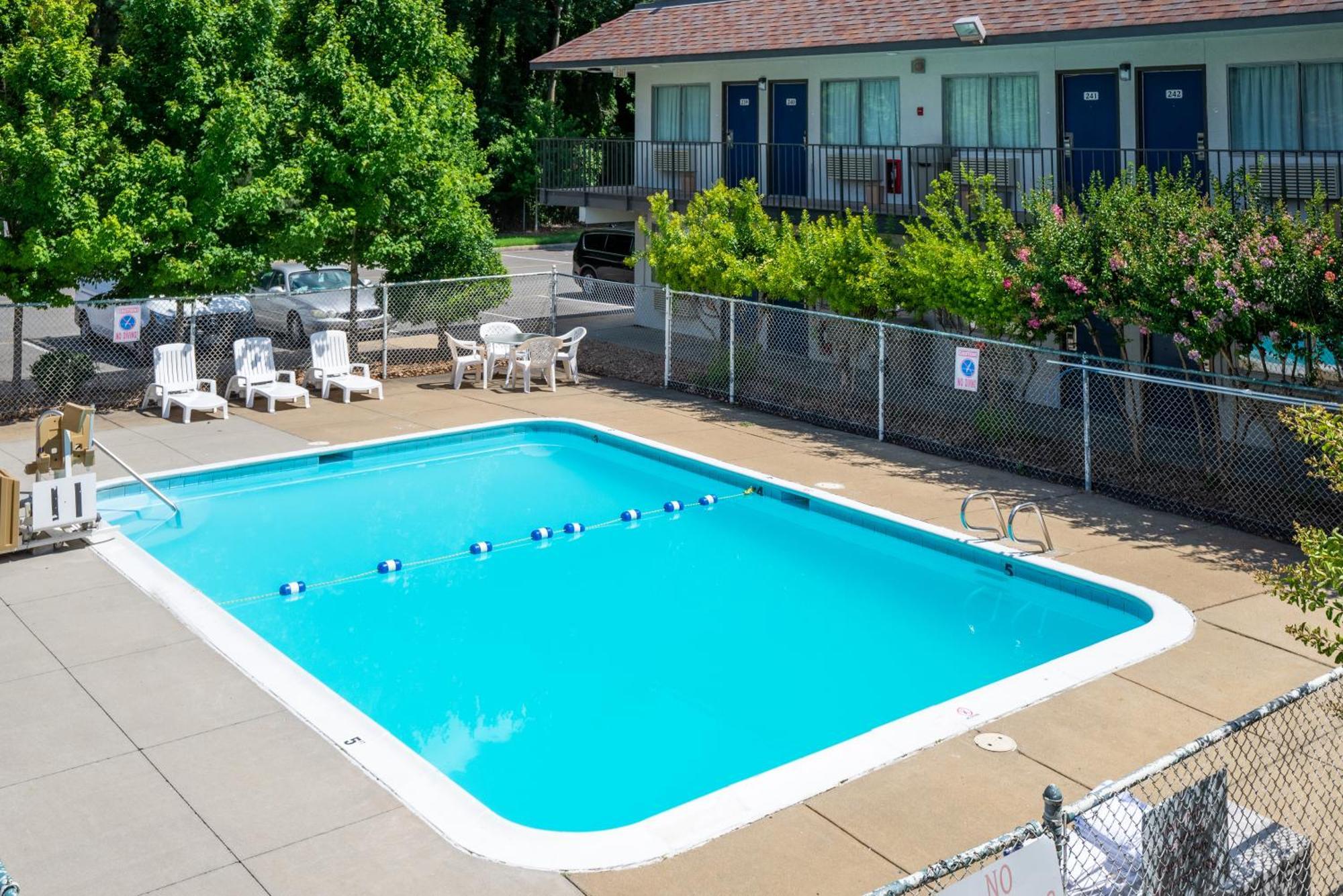 Motel 6-Sandston, Va - Richmond, Va Eksteriør bilde