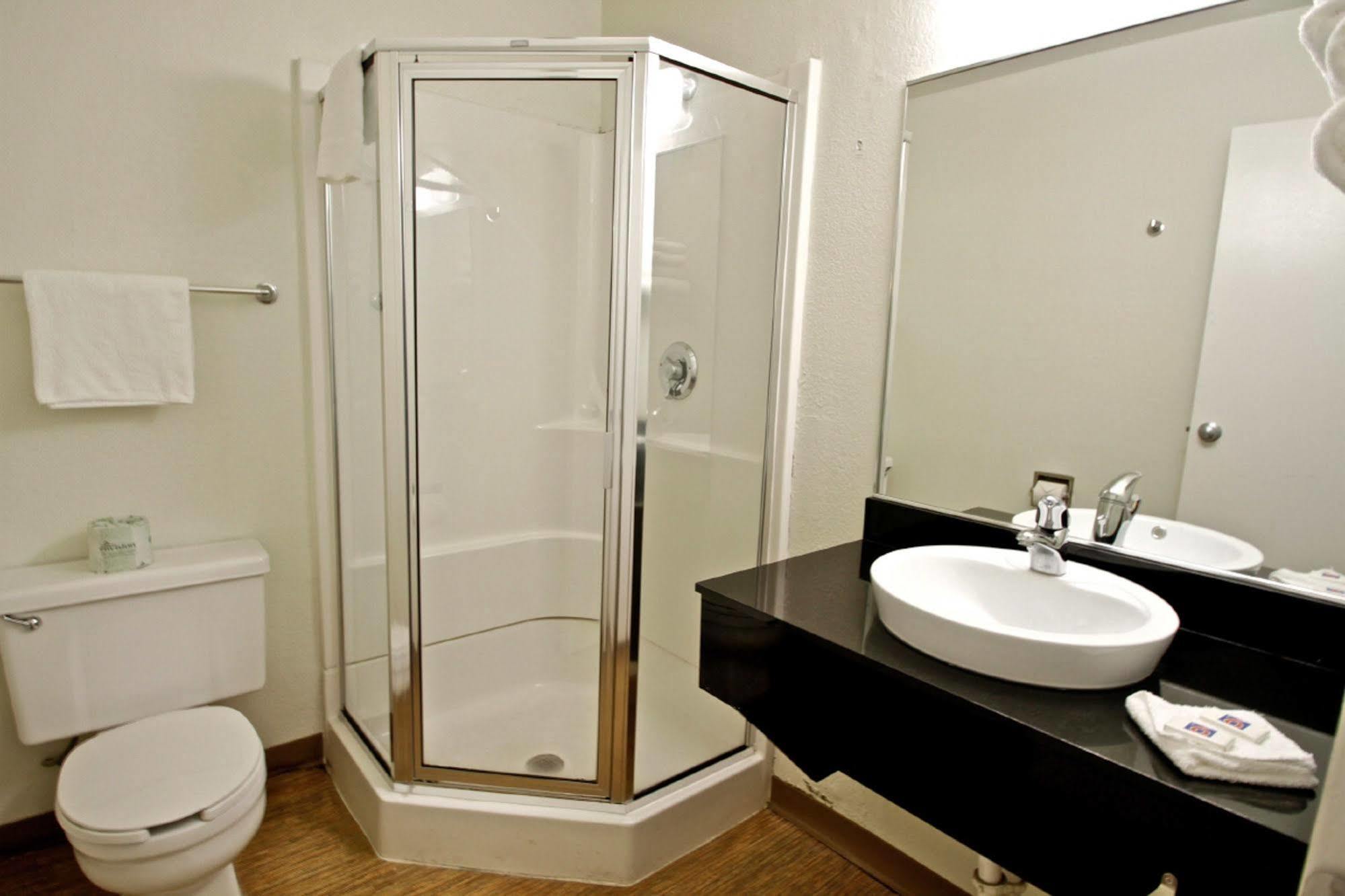 Motel 6-Sandston, Va - Richmond, Va Eksteriør bilde